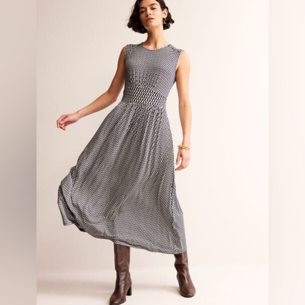 Boden Sleeveless Thea Dress - Picture 2 of 9